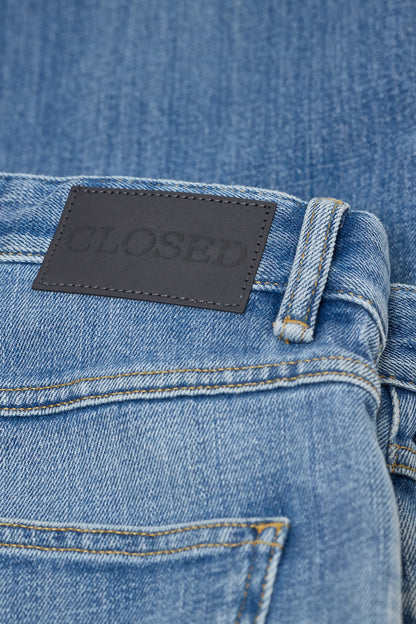 Closed Men's Cooper True Regular Jean - Mid Blue Slate Gray