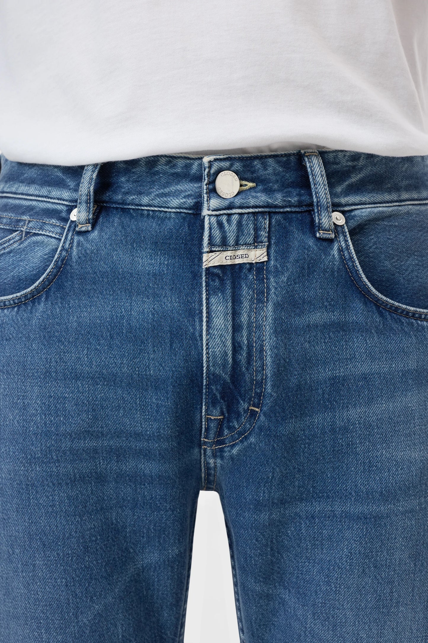 Closed Men's Cooper True Regular Jean - Mid Blue Dark Slate Blue