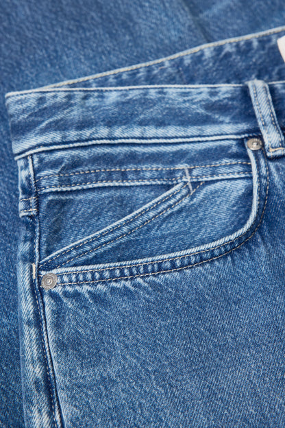 Closed Men's Cooper True Regular Jean - Mid Blue Dark Slate Blue
