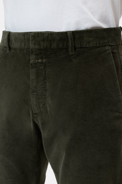 Closed Men's Clifton True Corduroy Pants - Dark Olive Green Black