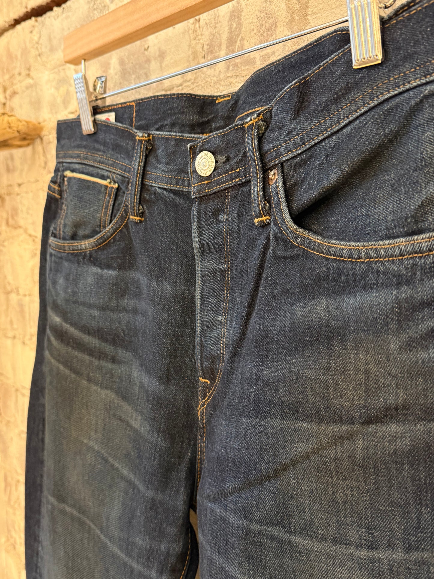 Atika Straight 13.5oz Selvage - Dark 90-Day Wash - DUNE + SALT