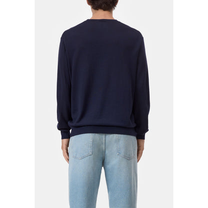 Men's dark night fine-knit crewneck jumper by Closed Men's, close-up of the soft, textured knit fabric and classic fit.