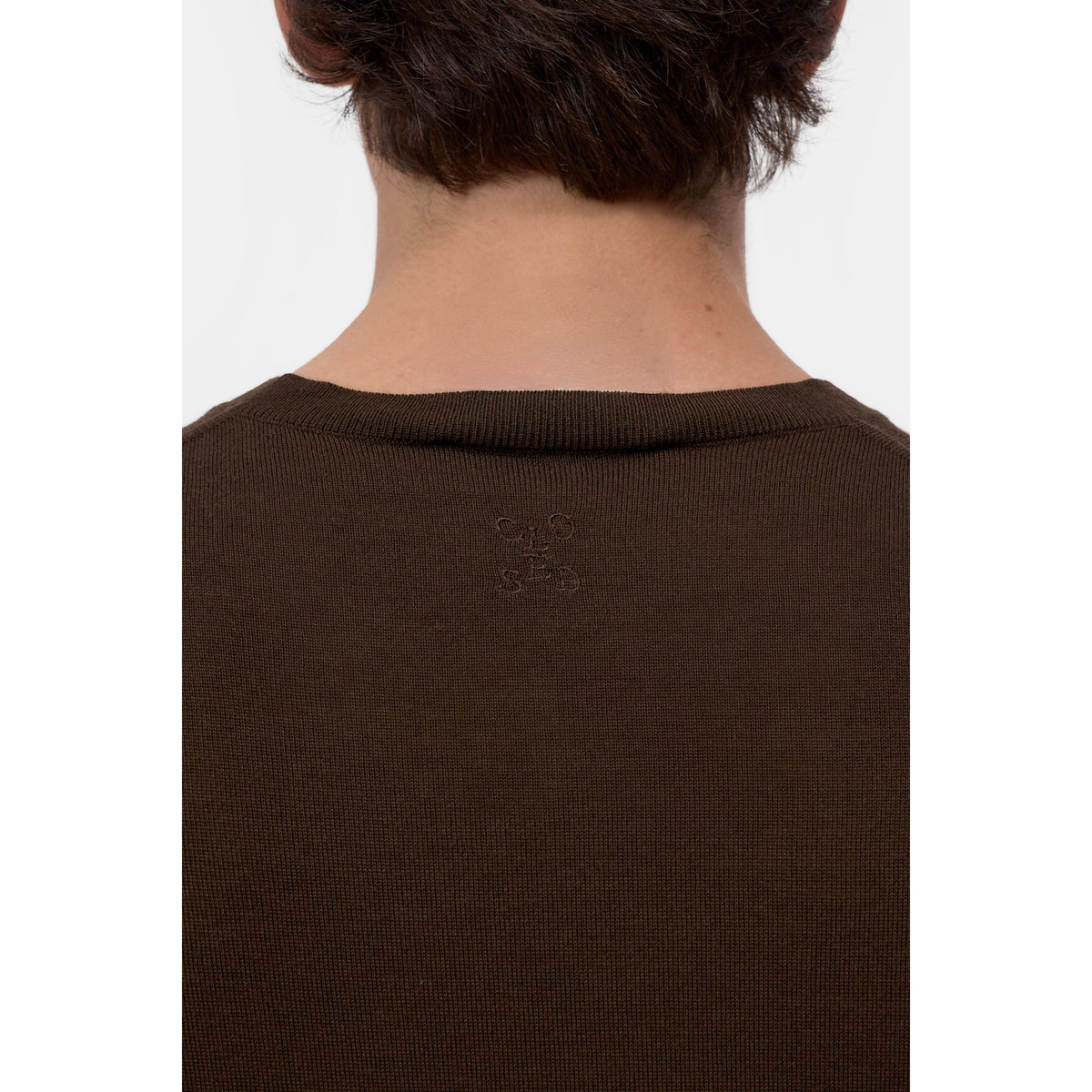 Men's espresso brown fine-knit crewneck jumper by Closed Men's, close-up of the soft knit fabric and classic fit.