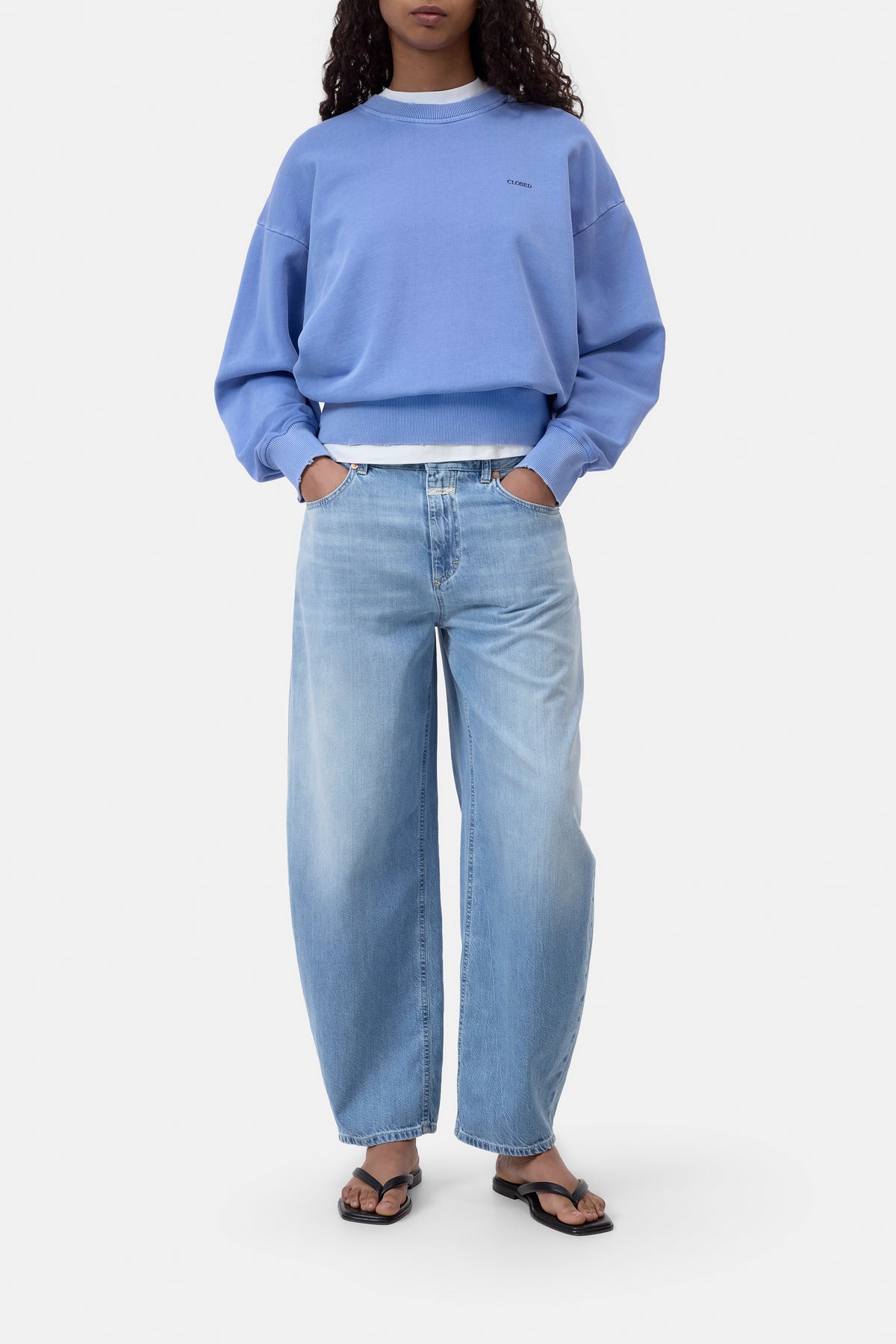 Closed Women's Organic Cotton Sweatshirt - Moonleaf Blue Alice Blue