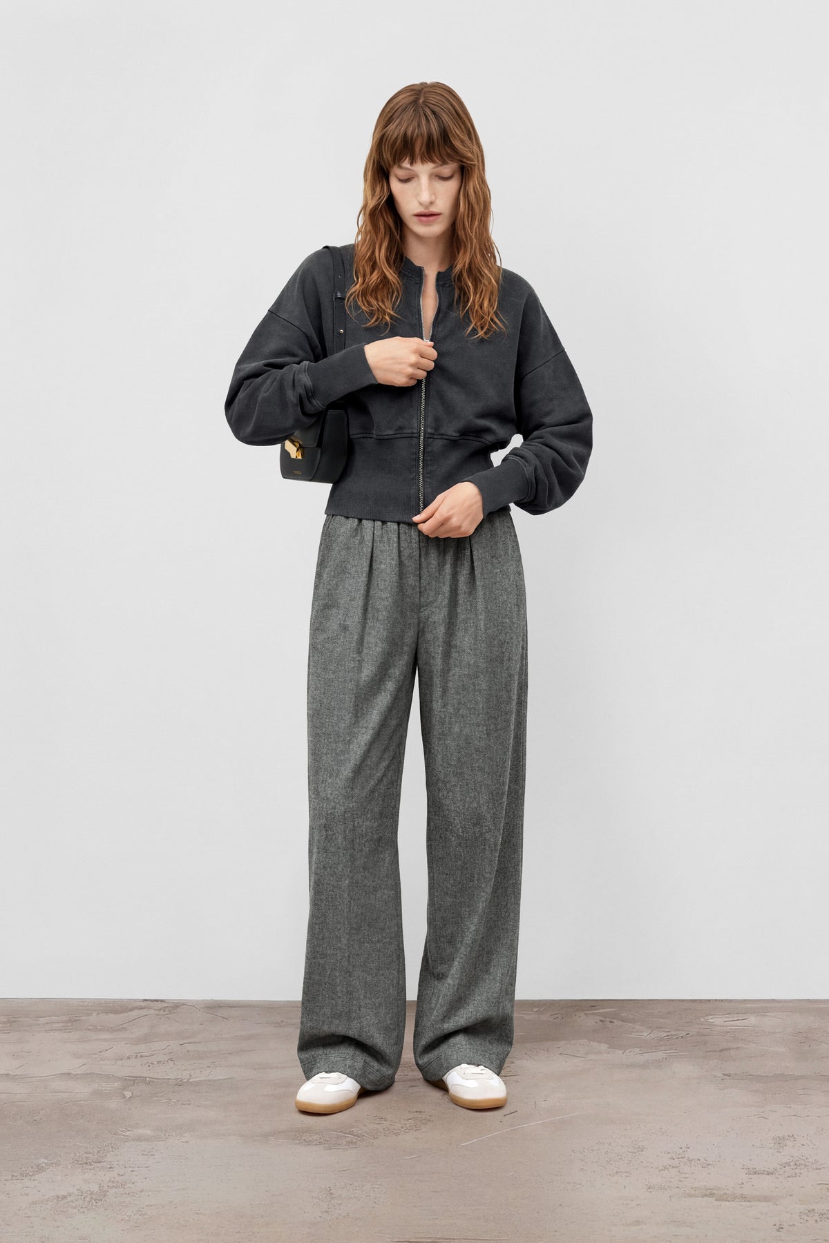 Closed Women's Zipped Sweat Jacket - Black Lavender