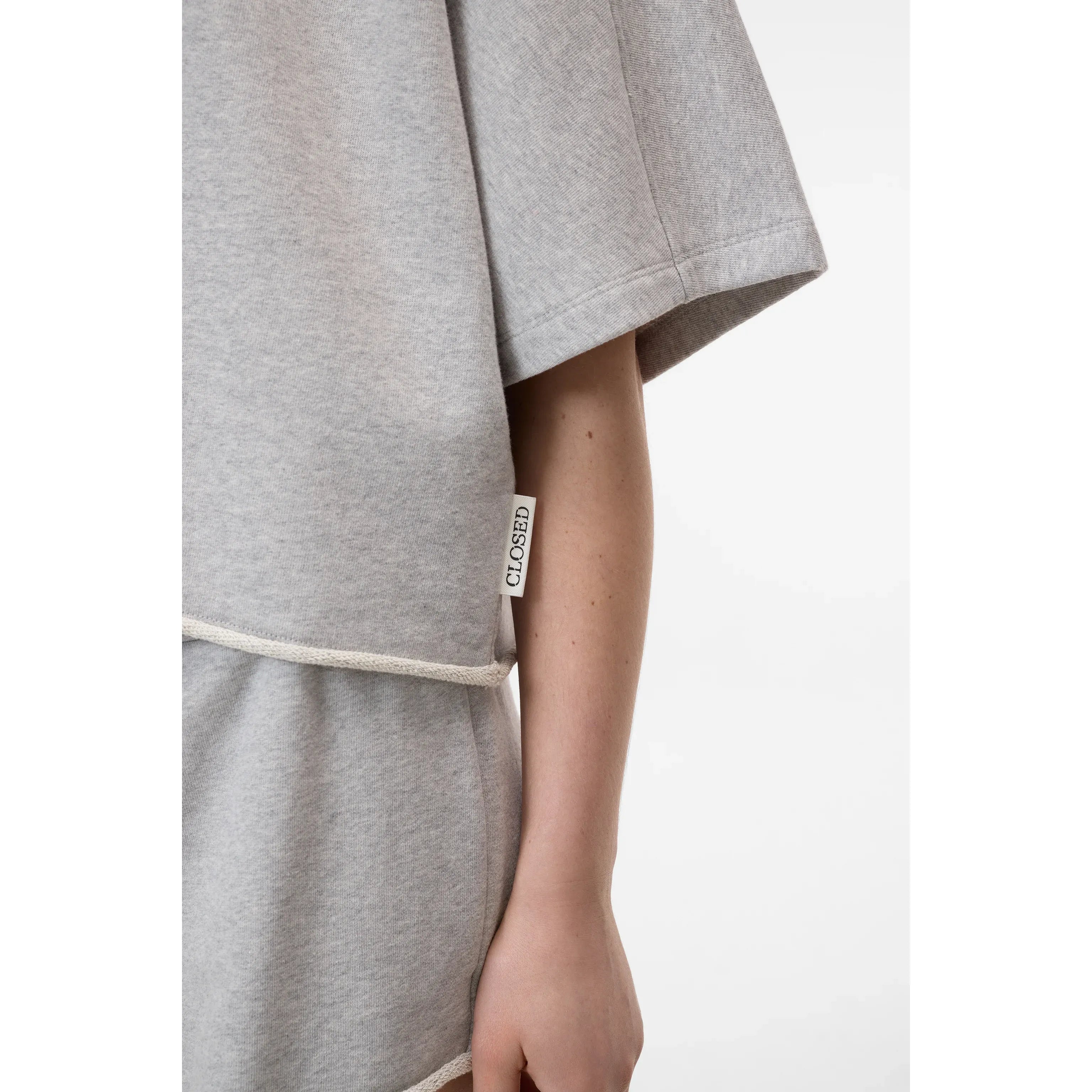 Deep Yoke T-Shirt – Light Grey Melange | DUNE + SALT