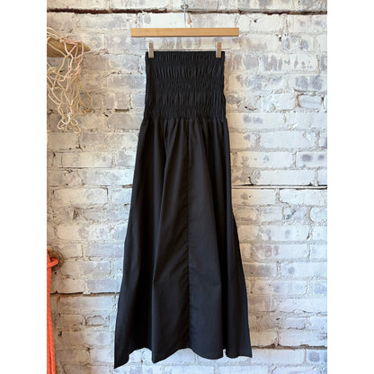 Women's black gathered skirt by Closed, stylish and comfortable with a textured, ruched design ideal for versatile outfits.