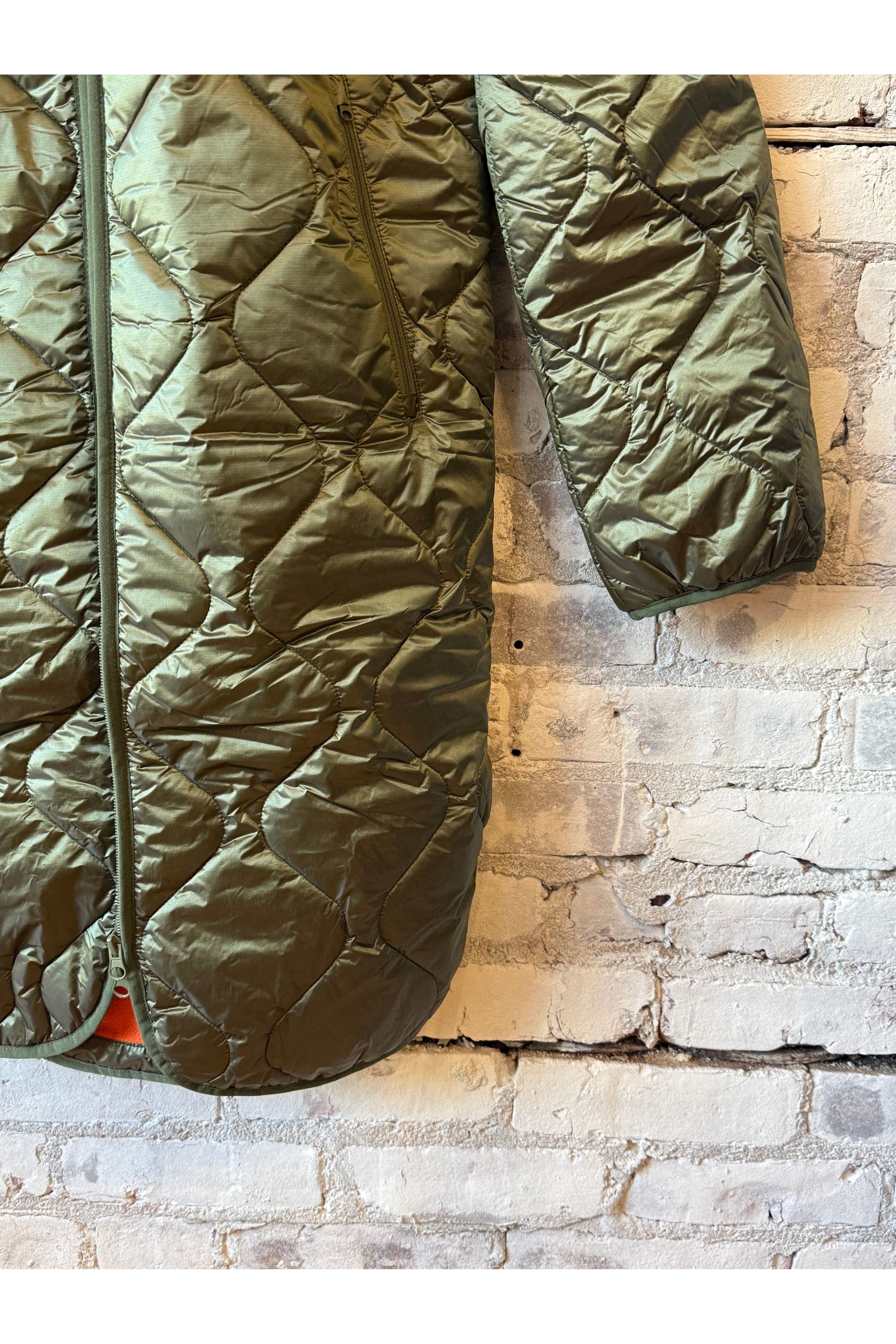 08 Light Hooded Puffer - Olive/Orange - DUNE + SALT