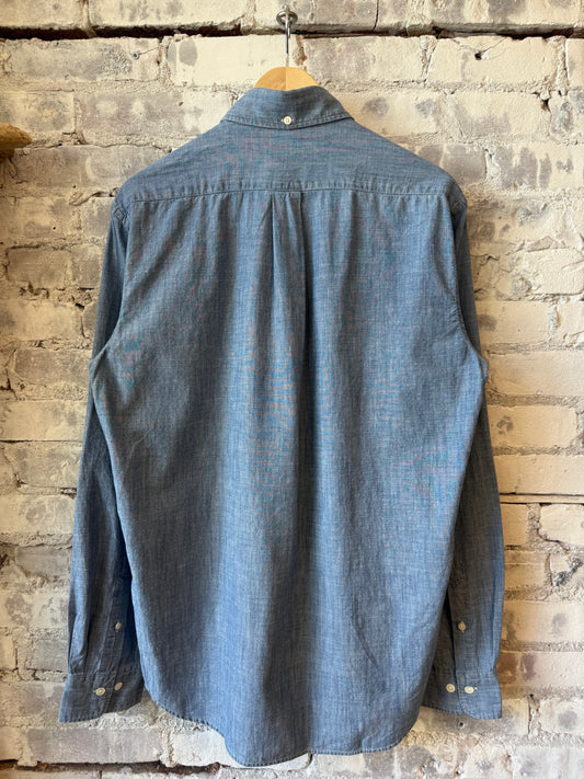 Hartford Men's Pitt Woven Shirt in Light Indigo, featuring a casual button-up design with woven fabric and a classic fit.