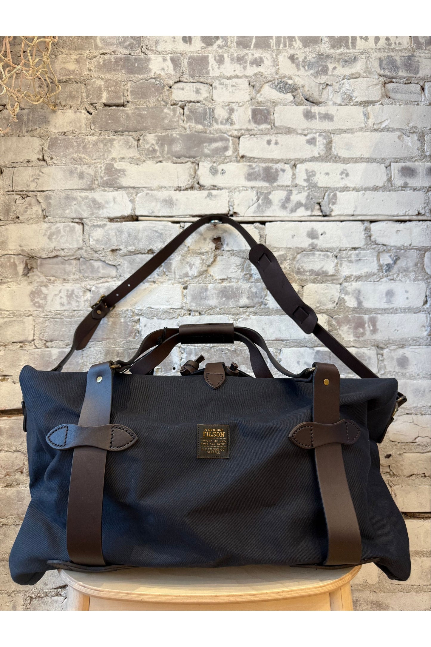 Medium Rugged Twill Duffle - Navy - DUNE + SALT