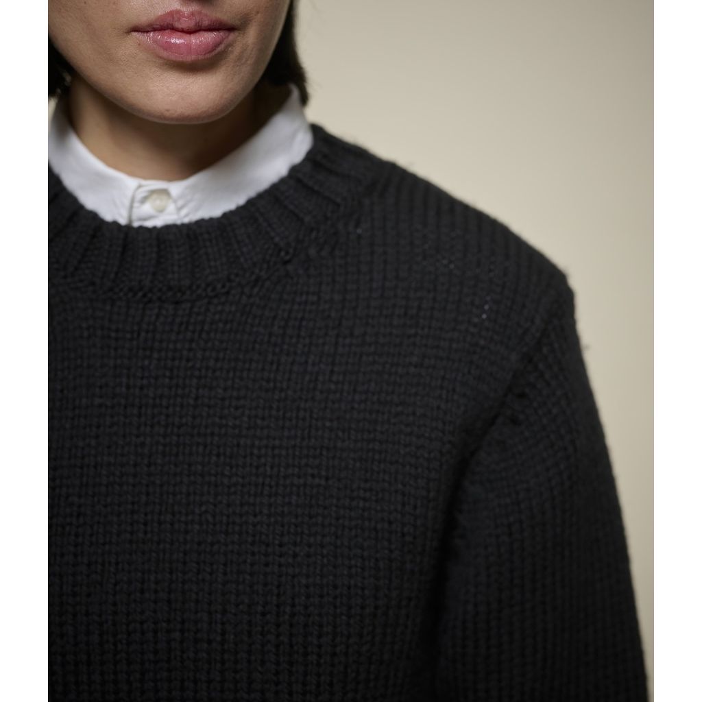 Merz B. Schwanen Chunky Cropped Merino Wool Sweater - Deep Black Black