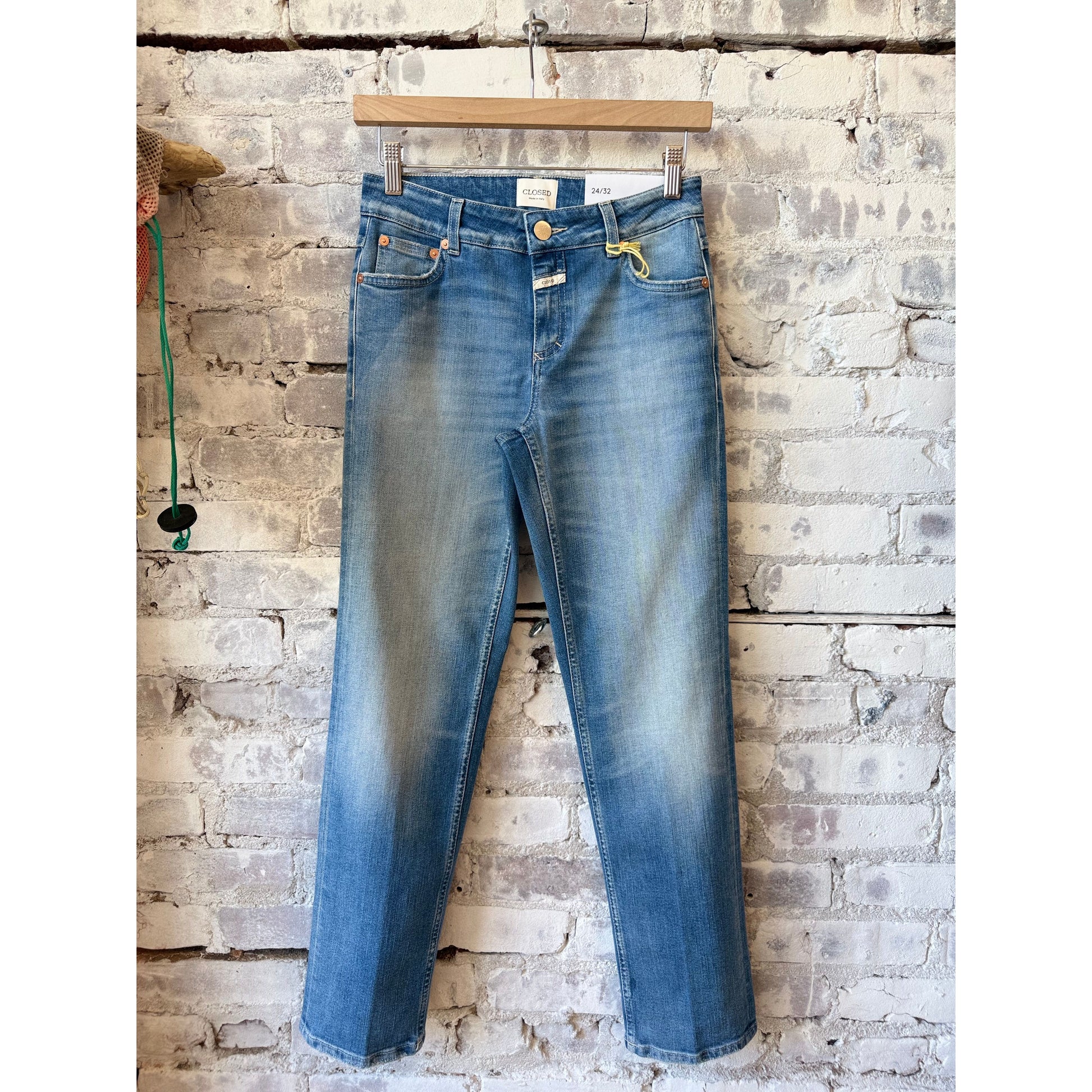 Junna Straight Jean - Mid Blue - DUNE + SALT