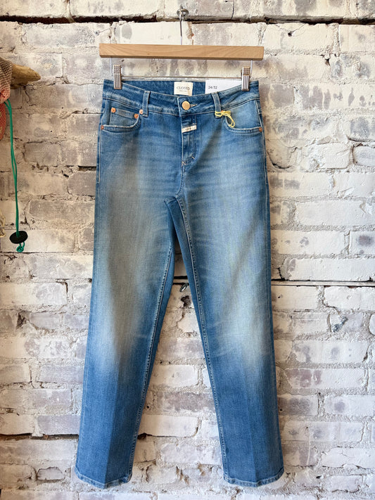 Junna Straight Jean - Mid Blue - DUNE + SALT