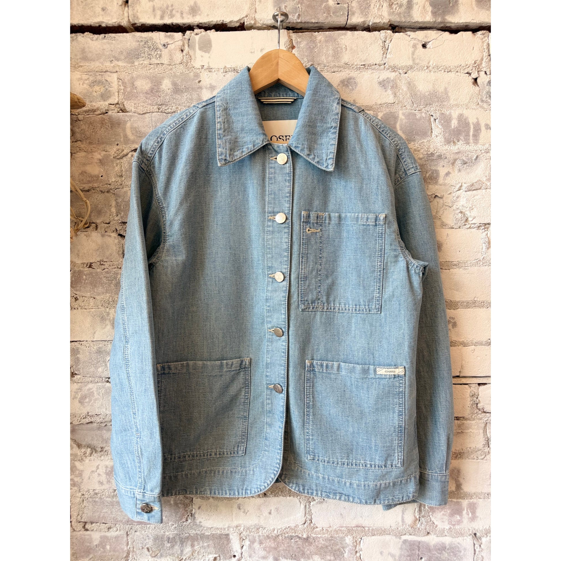 Light blue women's Worker Jacket by Closed, featuring a fitted style with front pockets and durable fabric.