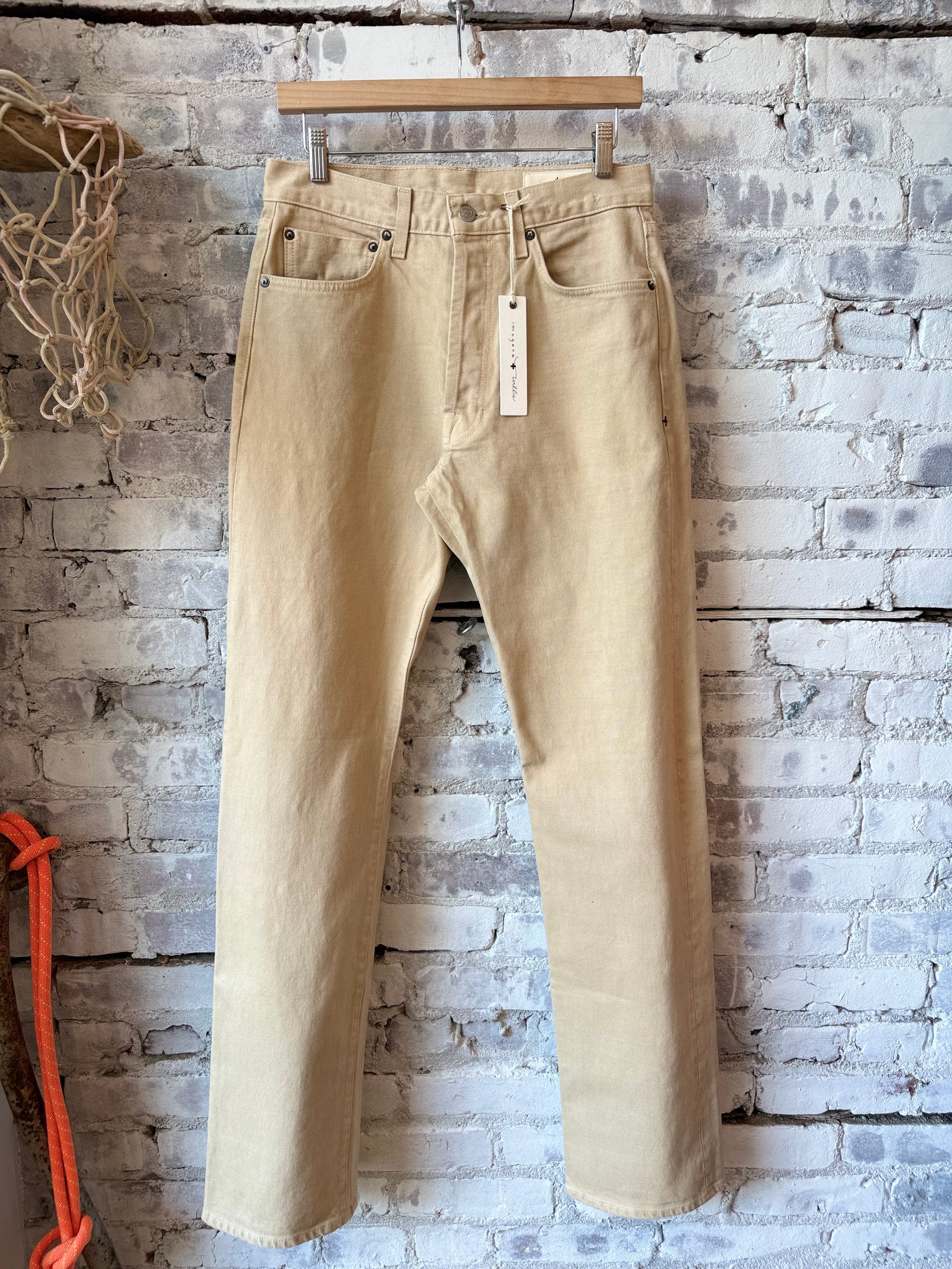 imogene + willie Lewis Desert Selvage Rinse Light Gray