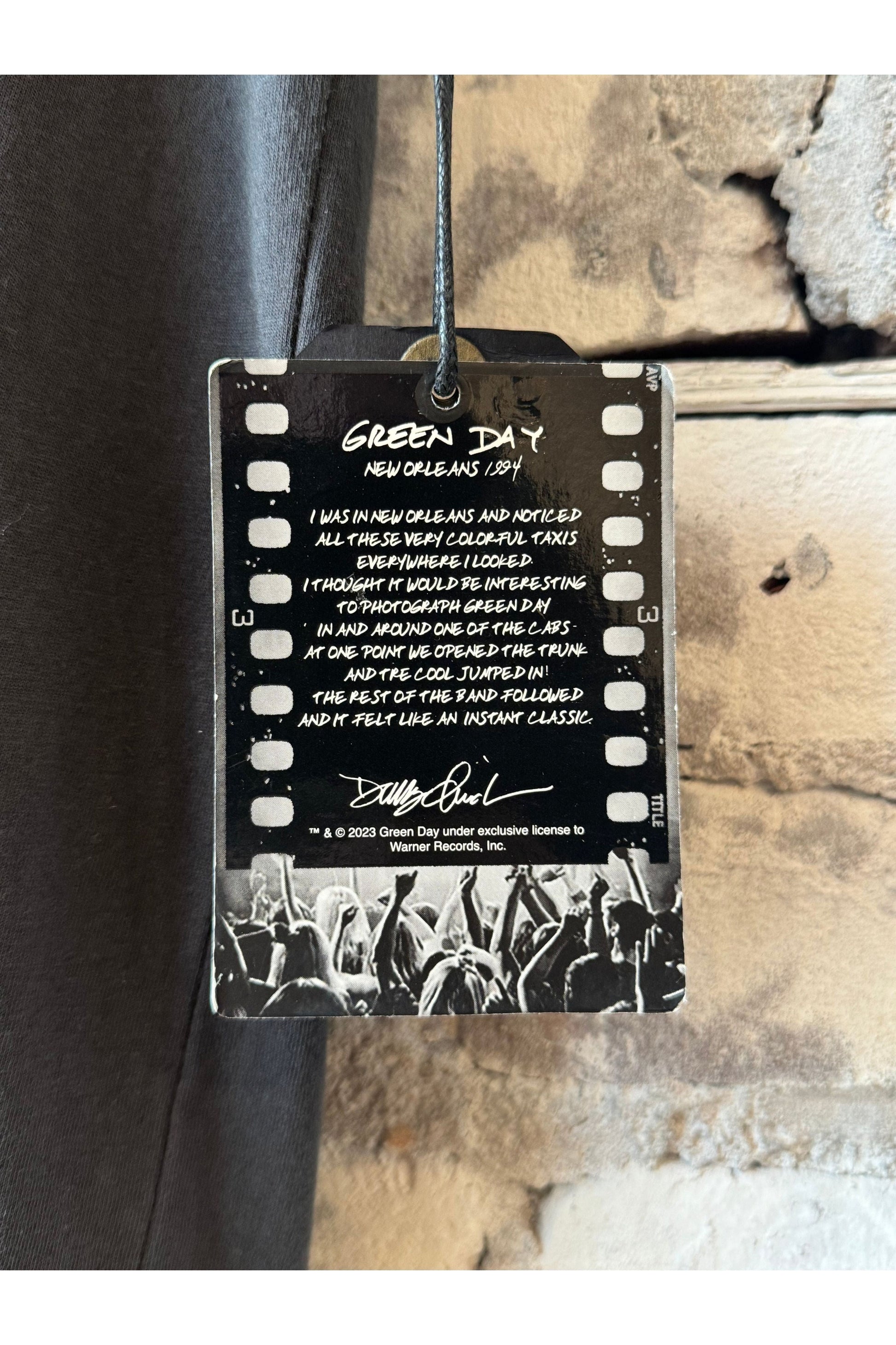 "Green Day Car" SS Tee - Faded Black - DUNE + SALT