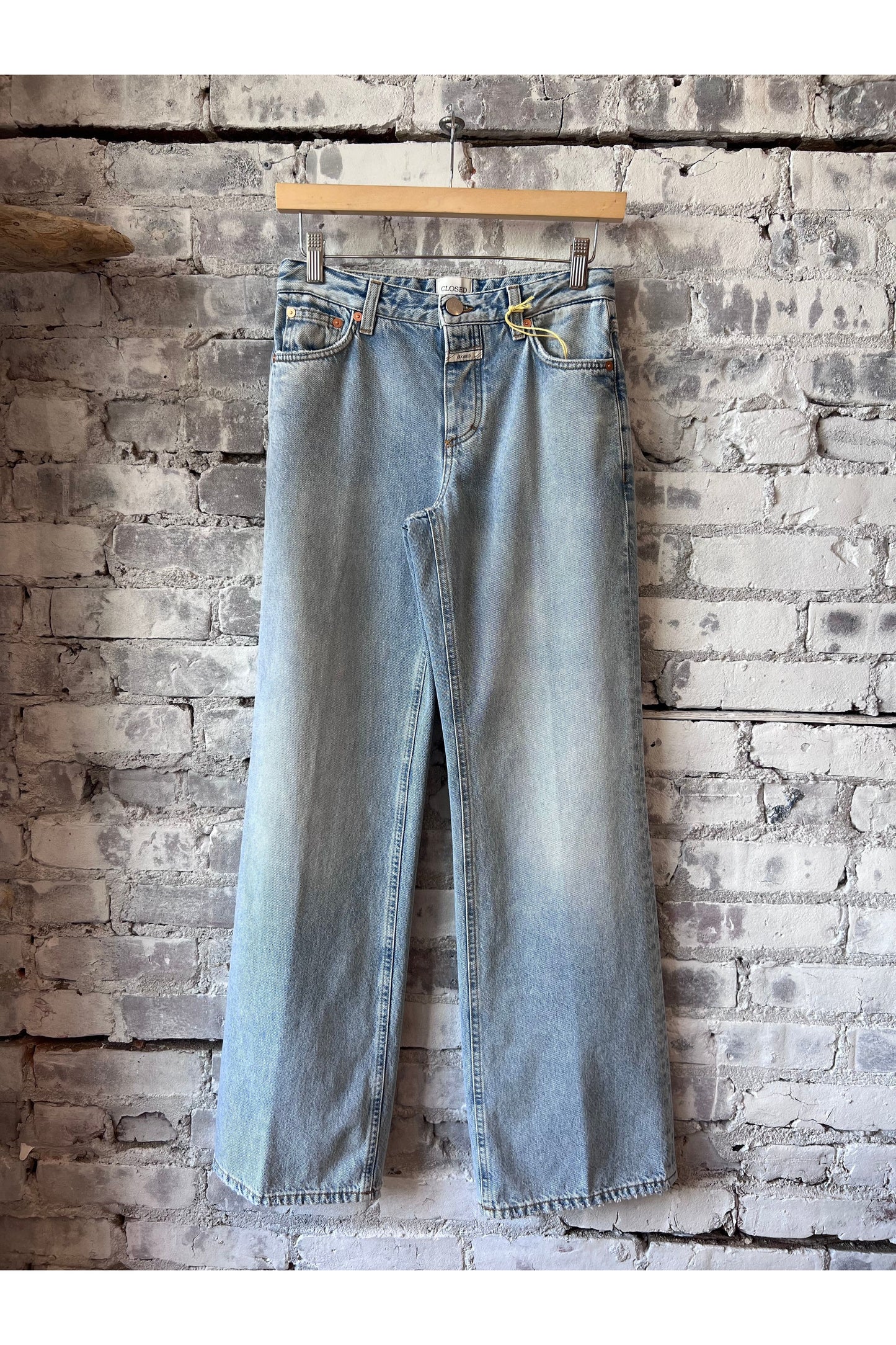 Gillan Straight Jean - Light Blue - DUNE + SALT