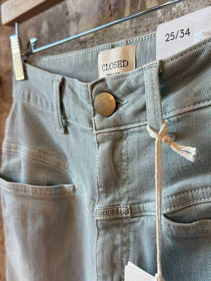 Closed Women's Pedal Pusher Relaxed Jean - Breeze Blue Dim Gray