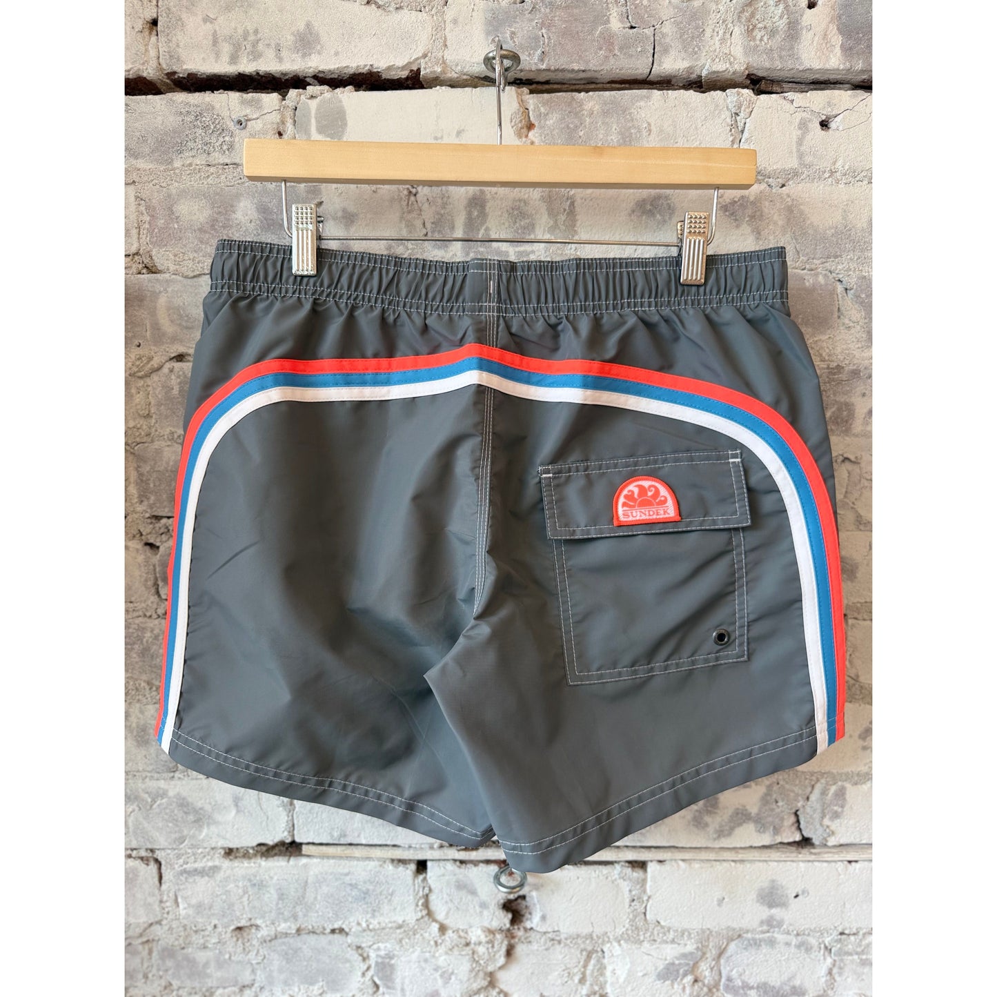 Men's Sundek iconic taffeta boardshort with elastic waist in medium grey, featuring a comfortable fit and stylish design.