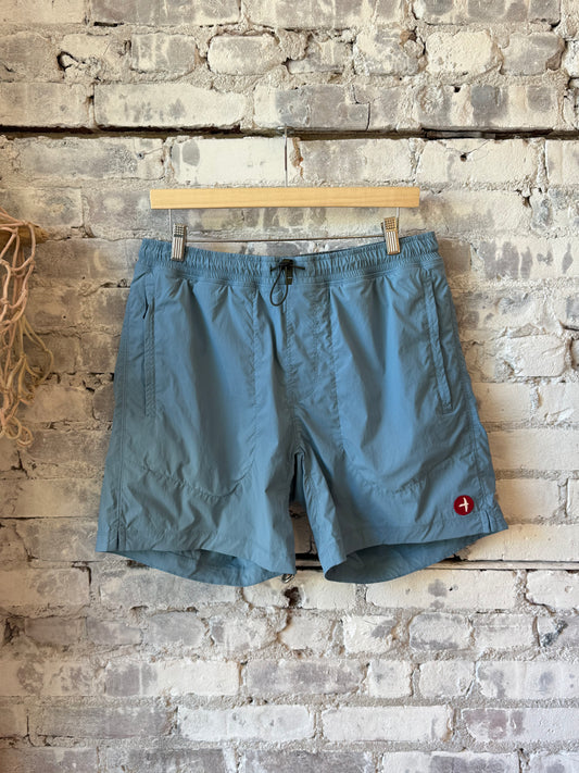 Airtex Hybrid Short 6.5" - Dust Blue