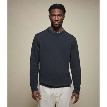Men's lightweight charcoal waffle knit sweater by Merz B. Schwanen, showing a close-up of the textured fabric and classic fit.