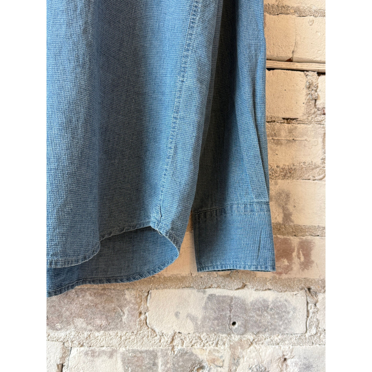 Men's Paul Yarn-Dyed Woven Shirt in light indigo micro check by Hartford Men, featuring a classic casual design.