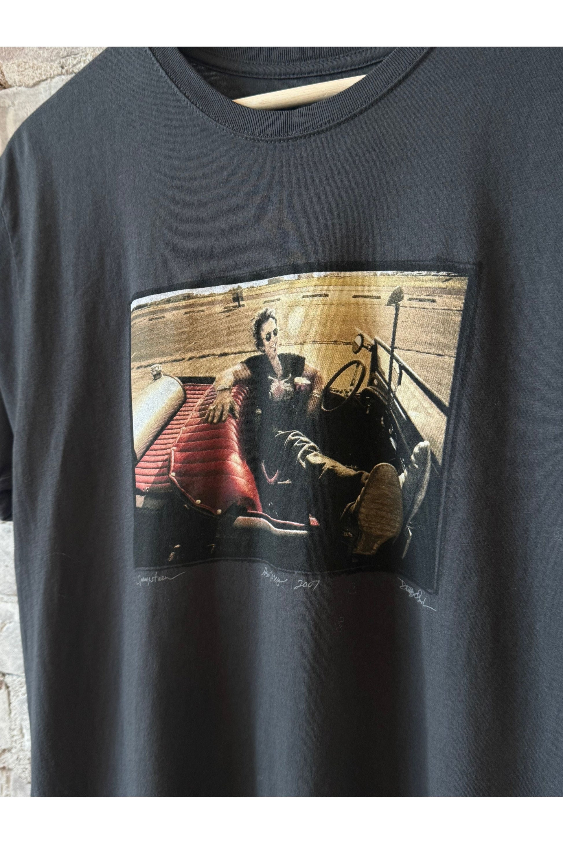 "Bruce Car" SS Tee - Faded Black - DUNE + SALT