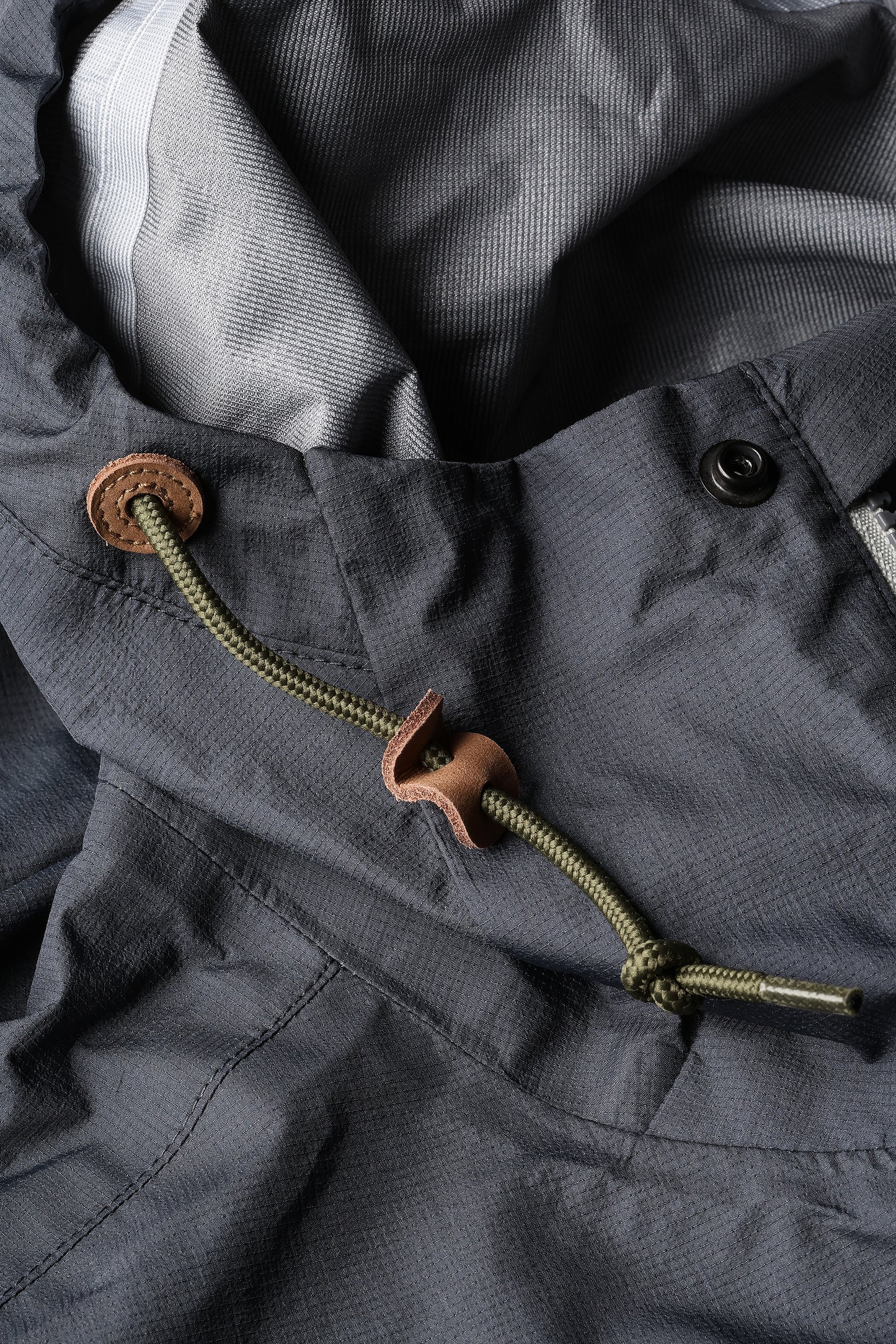 Ultra Rain Shell - Charcoal - DUNE + SALT