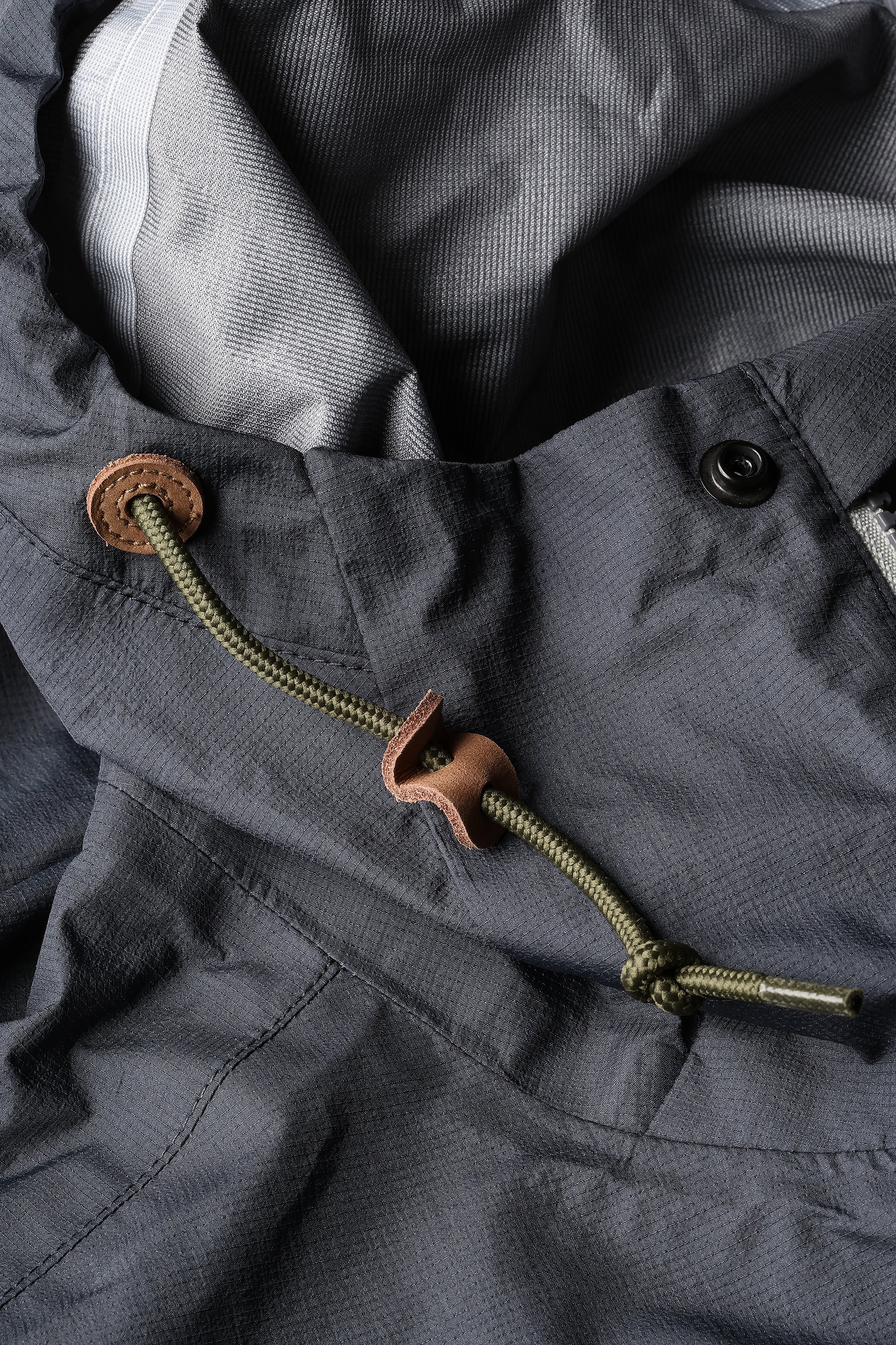 Ultra Rain Shell - Charcoal - DUNE + SALT