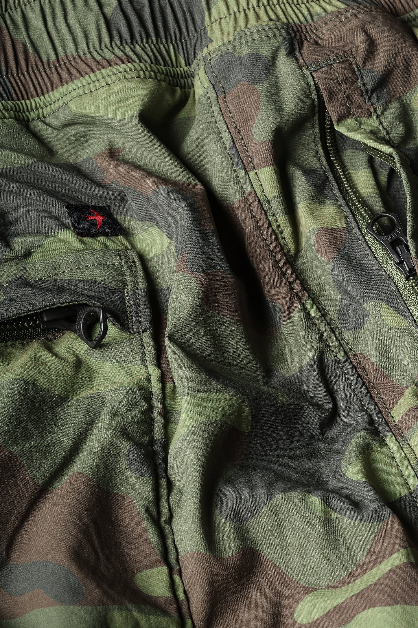 Off-Trail Windpant - Bright Olive Camo - DUNE + SALT