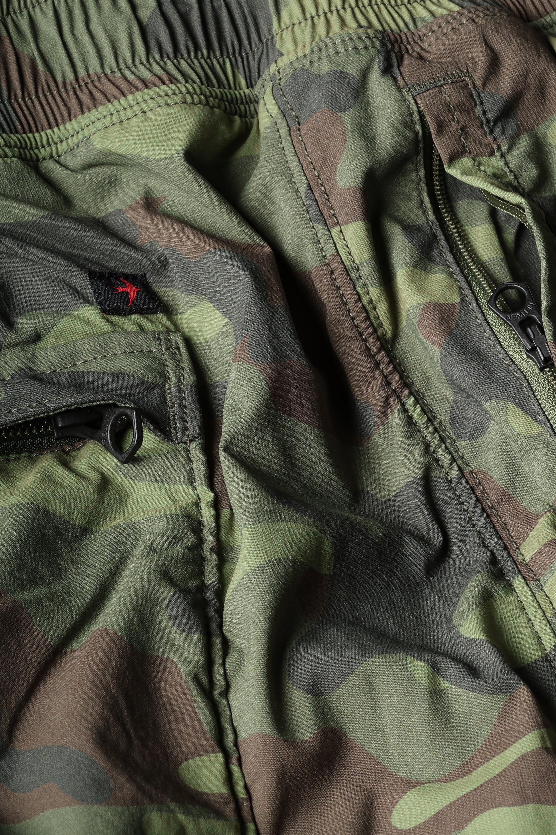 Off-Trail Windpant - Bright Olive Camo - DUNE + SALT