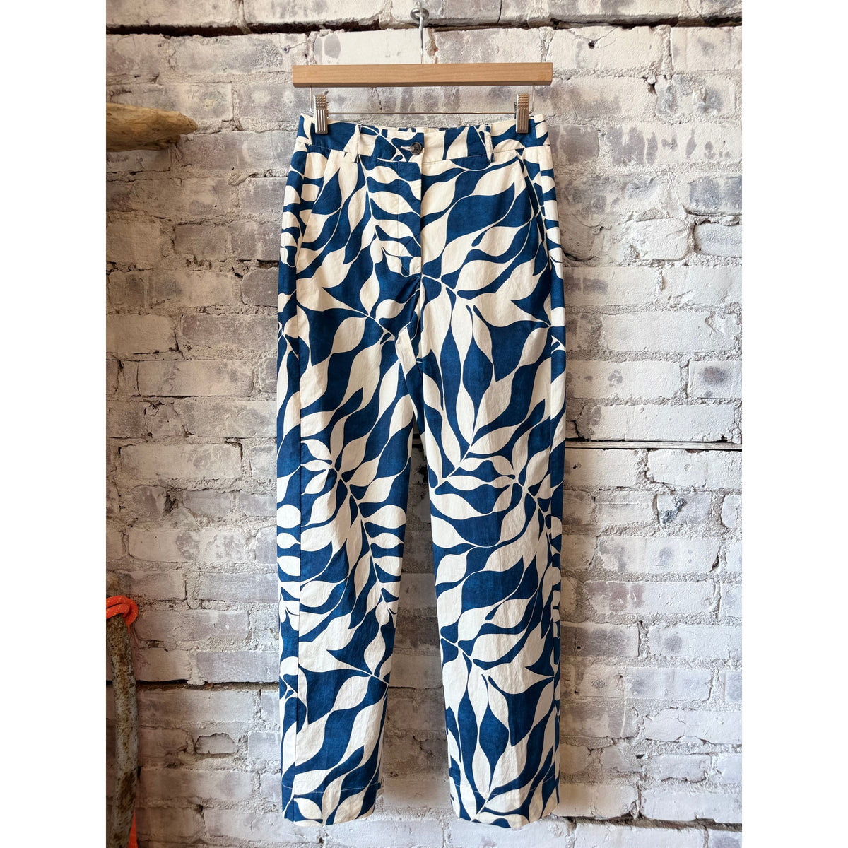 Hartford Women's Perf Woven Pant - Raw White/Blue Gray