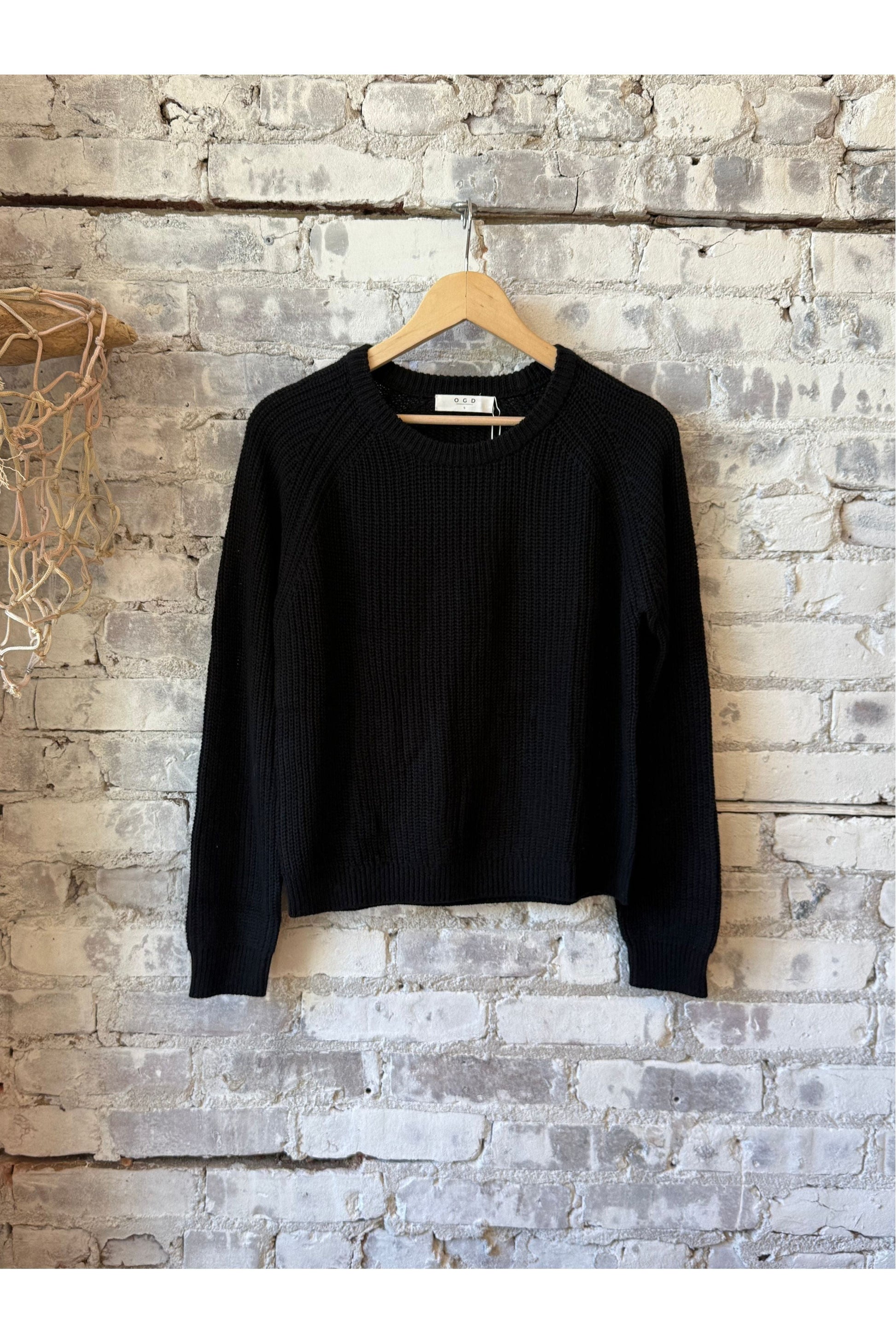 Raleigh Pullover - Black - DUNE + SALT