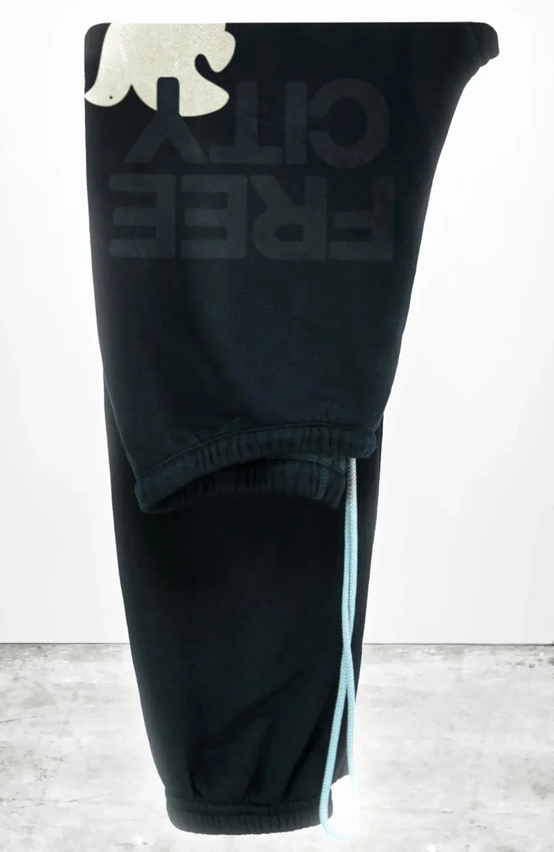 FreeCity SUPERFLUFF LUX OG SWEATPANT - Deepspace Cream White Smoke