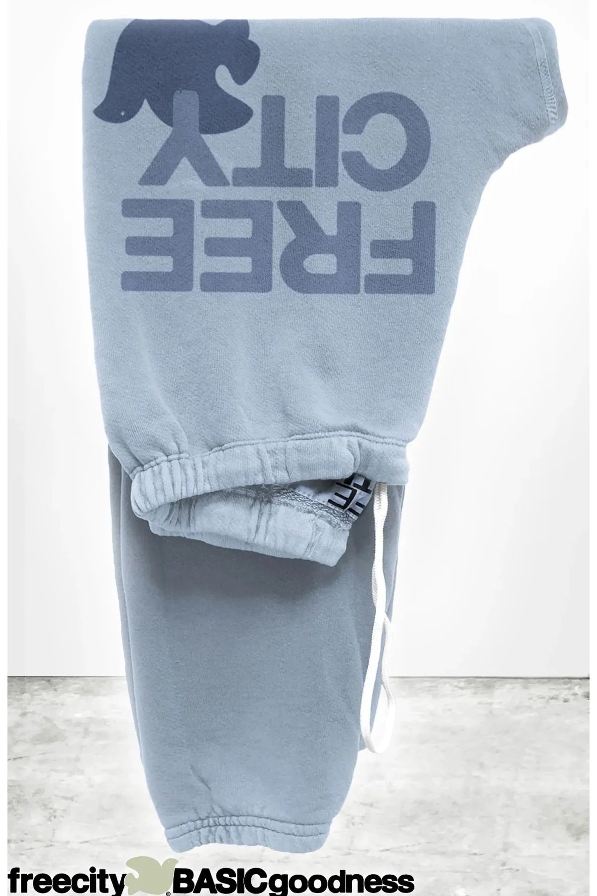 FREECITYLarge Sweatpant - Blue Ice