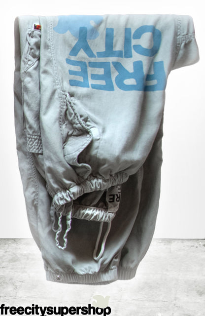 FreeCity FLAP/SNAP FREECITYLARGE MATTE/SATIN AIRJUMP PANT - Silver Rock Blues White Smoke