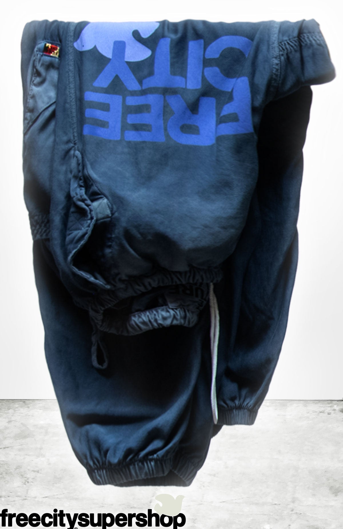 FreeCity FLAP/SNAP FREECITYLARGE MATTE/SATIN AIRJUMP PANT - Moonshrooms White Smoke