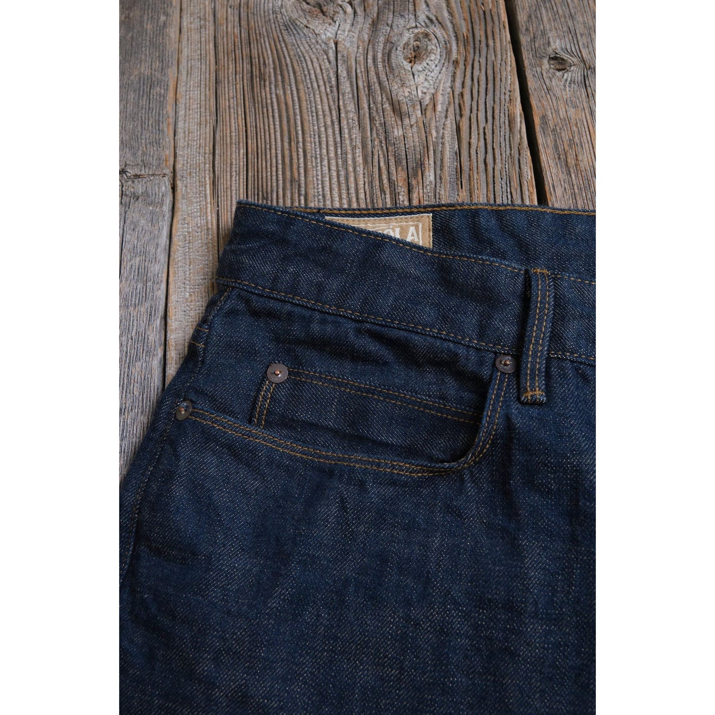 Portola Clasic Taper 13 OZ Denim - Natural Rinse - DUNE + SALT