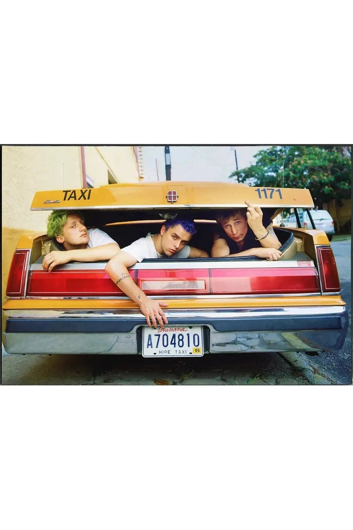 "Green Day Car" SS Tee - Faded Black - DUNE + SALT