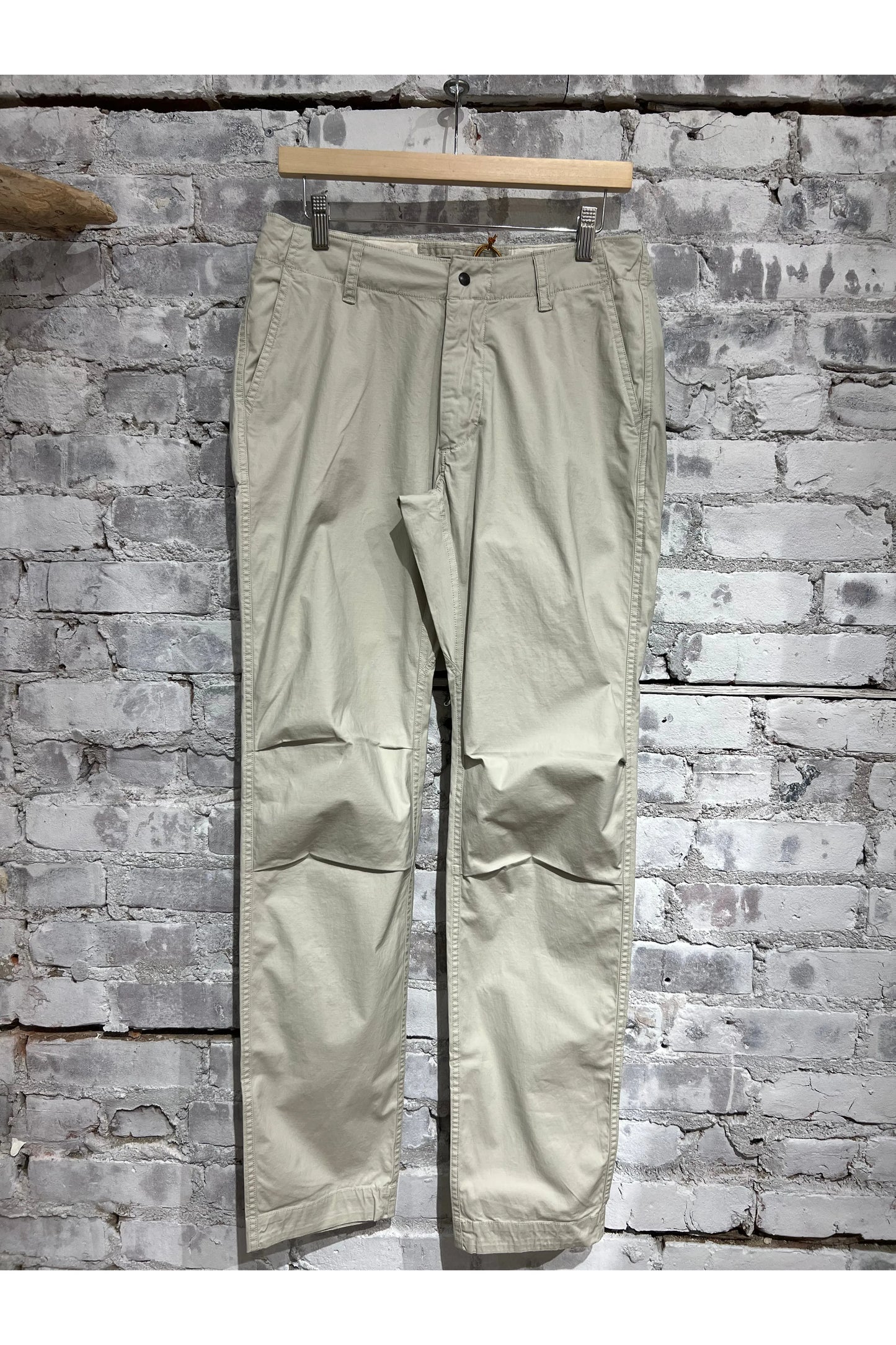 Flyweight Flex Chino - Driftwood - DUNE + SALT