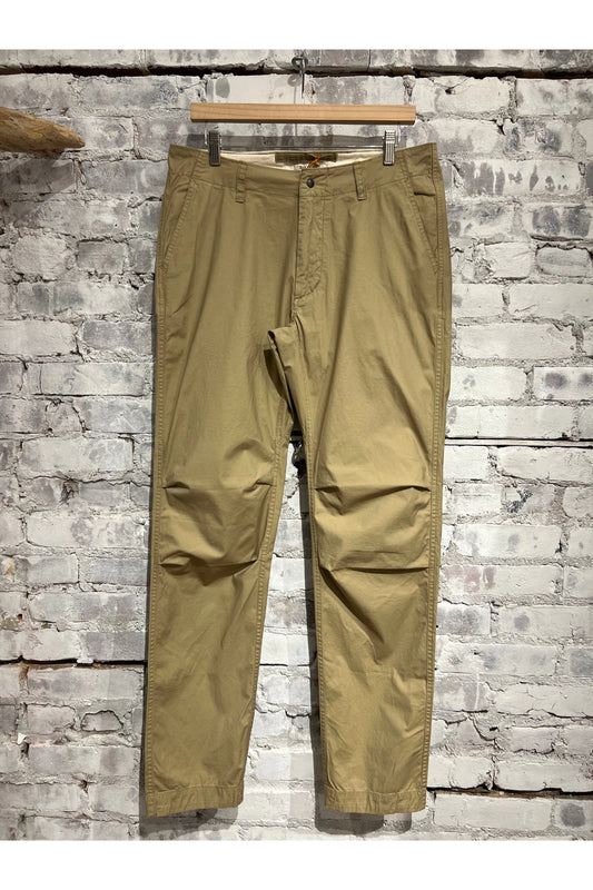 Flyweight Flex Chino - British Khaki - DUNE + SALT