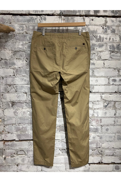 Flyweight Flex Chino - British Khaki - DUNE + SALT