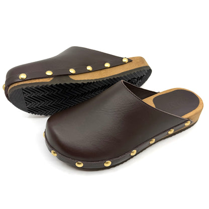 KUNSTENDESIGN.COM Ella | Rich Brown Leather Studs White Smoke