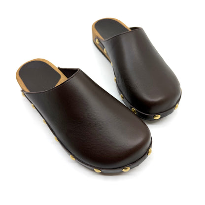 KUNSTENDESIGN.COM Ella | Rich Brown Leather Studs White Smoke