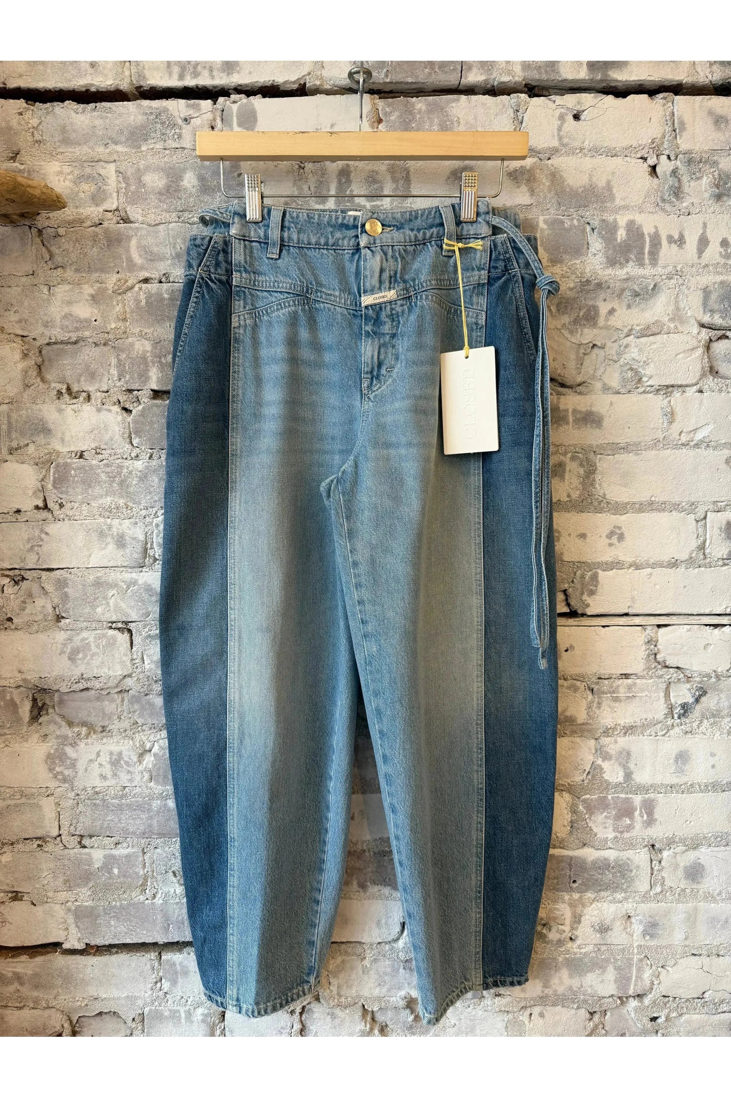 Maddi-X Relaxed Jean - Light Blue - DUNE + SALT