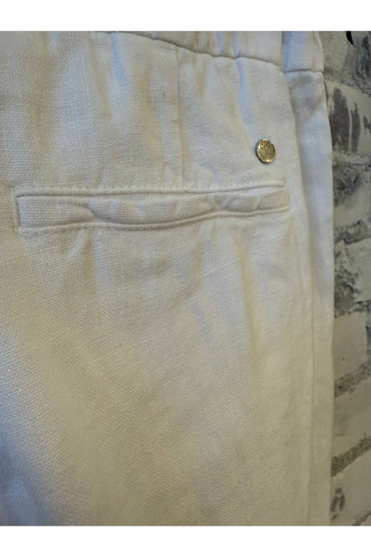 Vigo Tapered Regular Pant - White - DUNE + SALT