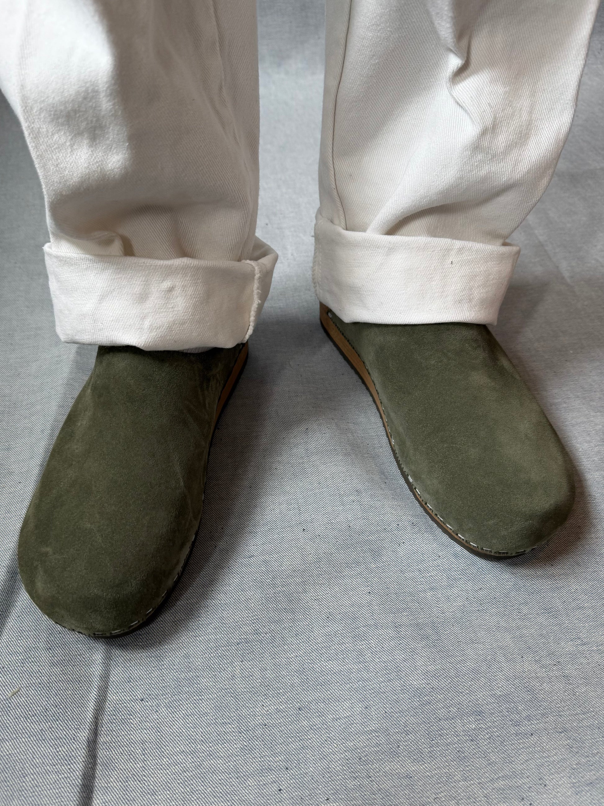 KUNSTENDESIGN.COM Lowrider | Men's Clogs | Hunter Suede Dark Gray