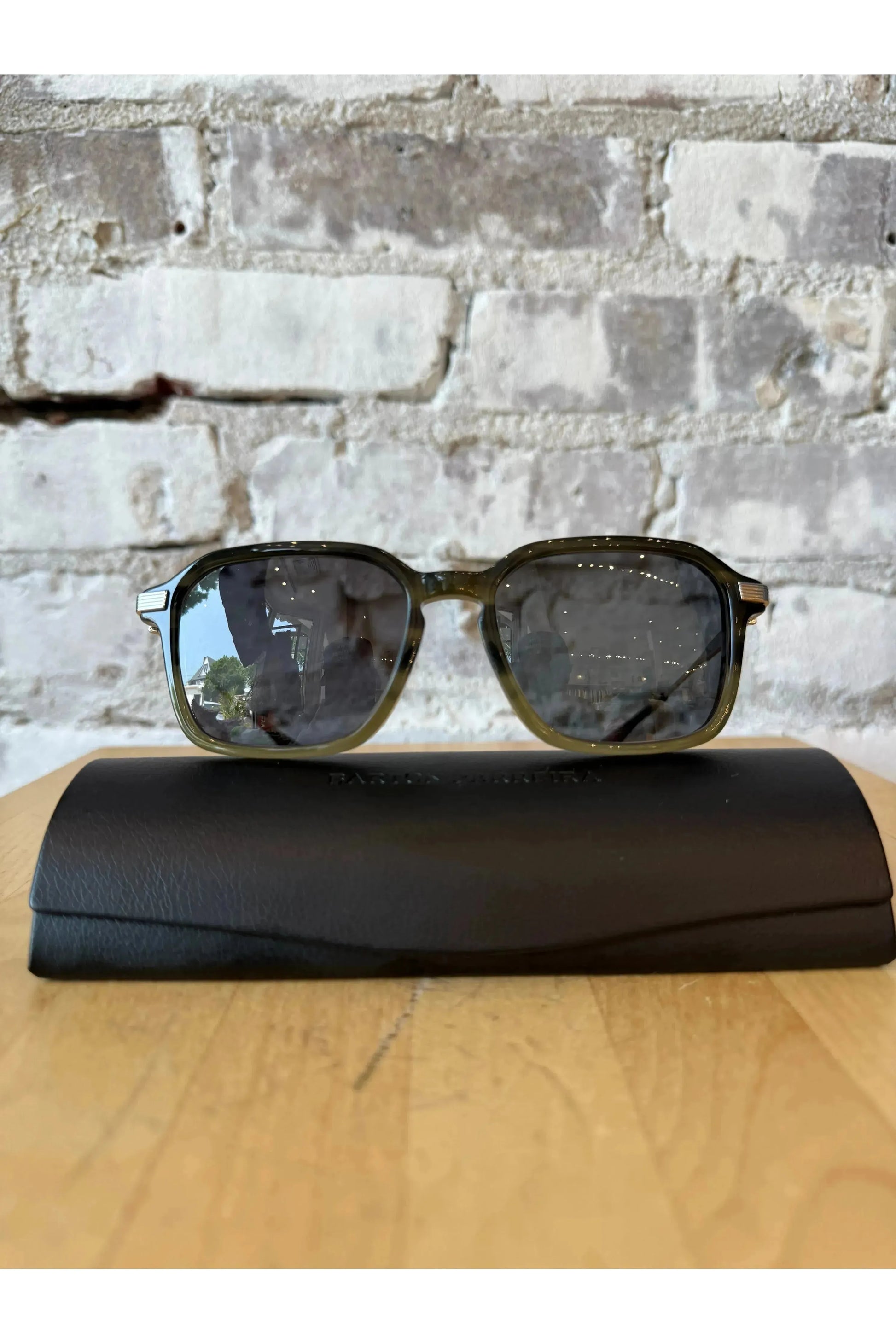 Delon Sunglasses - Rebel Salute/Platinum/Noir - DUNE + SALT
