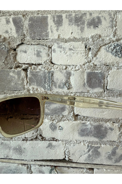 Walker Polarized Sunglasses - Champagne/Old English - DUNE + SALT