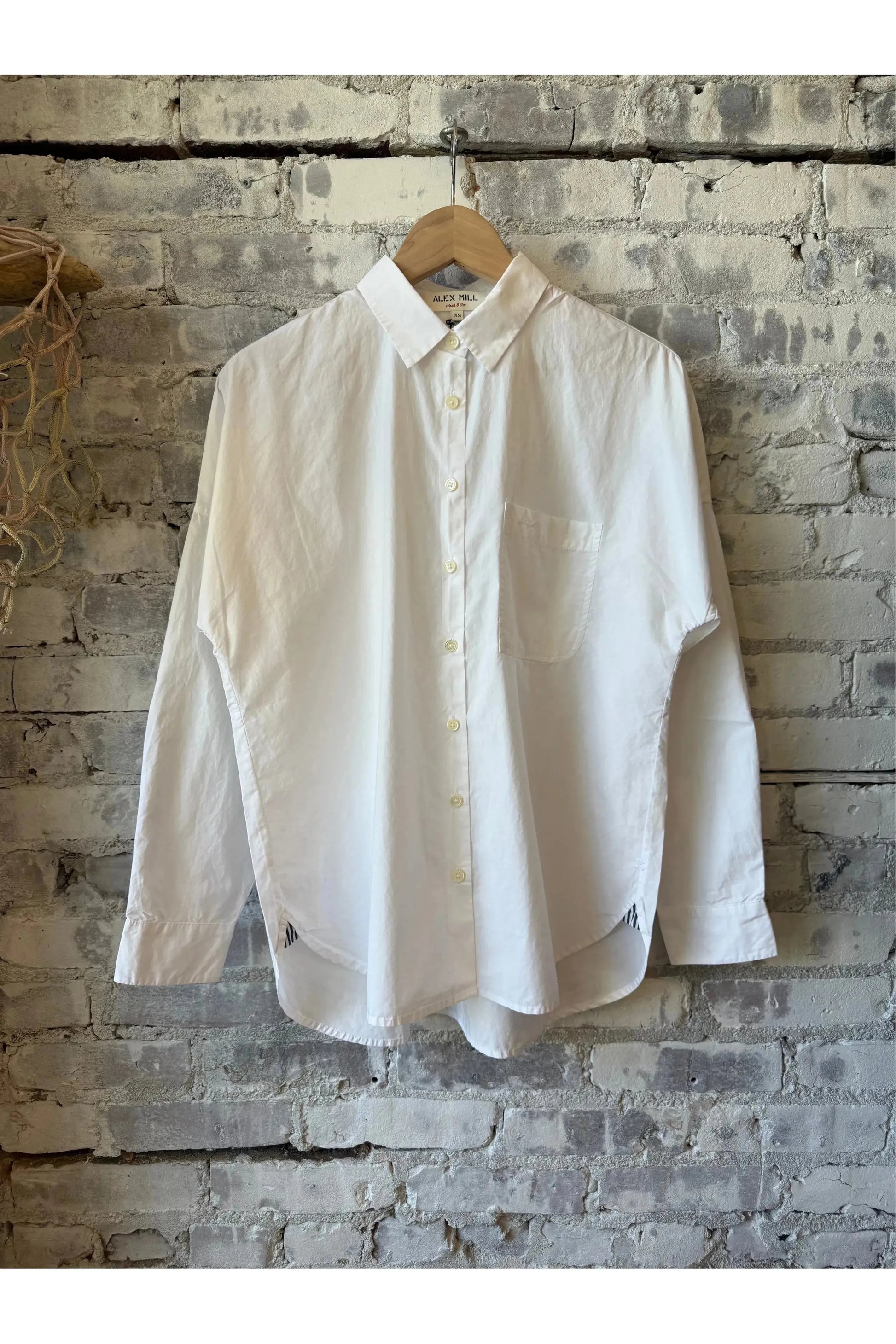 Jo Shirt in Cotton Poplin - White - DUNE + SALT